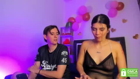 Snapshot of mariana_and_ronny chatting on May 16, 8:07 pm Mariana and Ronny online show from May 16, 8:07 pm