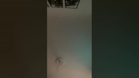 Mar y online show from March 30, 2:18 pm