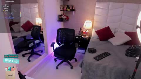 Snapshot of mariana_c chatting on May 29, 2:37 pm Mar y online show from May 29, 2:37 pm