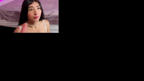 Snapshot of mariana_kalo chatting on May 4, 11:06 am Mariana online show from May 4, 11:06 am