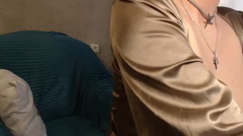Snapshot of mariana_mur chatting on July 2, 4:51 am MarianaMur online show from July 2, 4:51 am