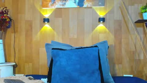 Mariana Angel online show from April 15, 5:09 pm