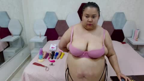 mariana online show from April 13, 4:23 pm