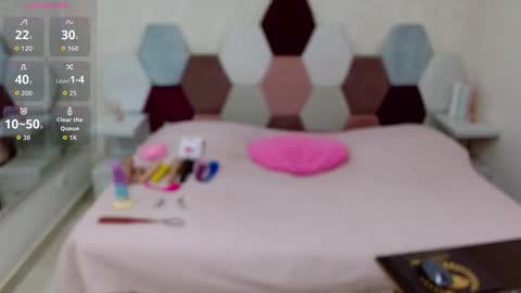 Snapshot of marianabbw_ chatting on May 12, 3:53 pm mariana online show from May 12, 3:53 pm