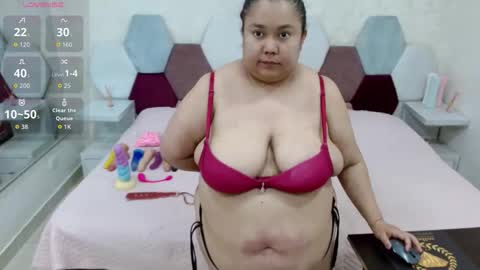 Snapshot of marianabbw_ chatting on May 19, 6:03 pm mariana online show from May 19, 6:03 pm