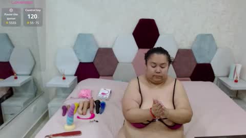 Snapshot of marianabbw_ chatting on May 24, 7:52 pm mariana online show from May 24, 7:52 pm