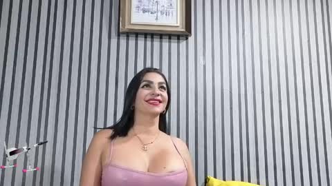 Snapshot of marianabiigass chatting on May 20, 3:13 am MARIANA online show from May 20, 3:13 am