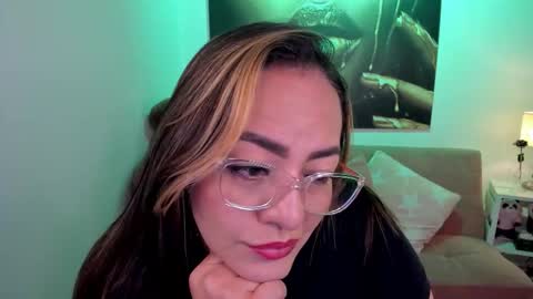 Mariana Lopez online show from March 26, 1:33 am