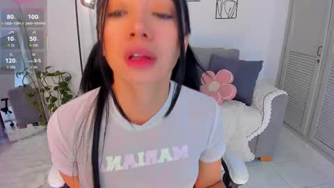 Mariana Silva online show from October 19, 4:51 pm