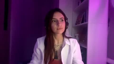 Snapshot of marianelatreff chatting on June 18, 5:28 pm Monica online show from June 18, 5:28 pm