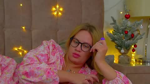 Maria online show from January 13, 12:30 am