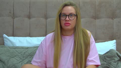 Maria online show from January 18, 7:04 pm