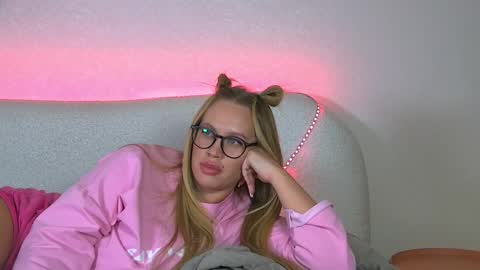 Maria online show from February 26, 10:15 am