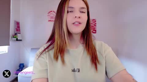 Snapshot of mariangeel_ chatting on October 15, 3:23 pm mariangeel_ online show from October 15, 3:23 pm