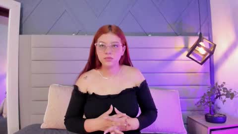 mariangel online show from March 5, 11:39 am