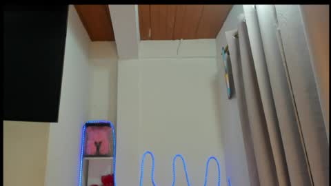 Snapshot of mariangel_3 chatting on July 9, 10:47 pm Mariangel online show from July 9, 10:47 pm