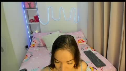 Snapshot of mariangel_3 chatting on July 10, 6:54 pm Mariangel online show from July 10, 6:54 pm