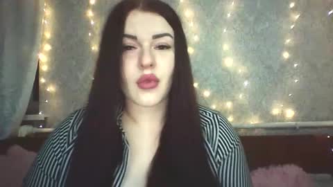Snapshot of mariangloom chatting on April 7, 8:20 pm mariangloom online show from April 7, 8:20 pm