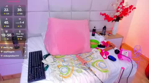 Snapshot of marianls01 chatting on May 22, 10:48 pm marianls01 online show from May 22, 10:48 pm