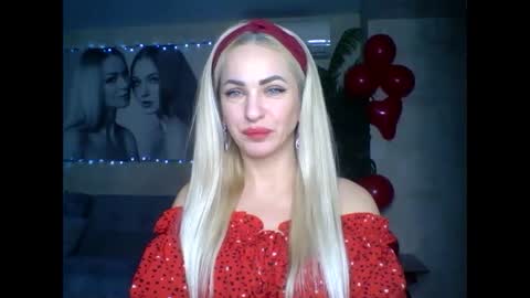 Snapshot of marianna1977 chatting on February 16, 5:15 pm marianna1977 online show from February 16, 5:15 pm