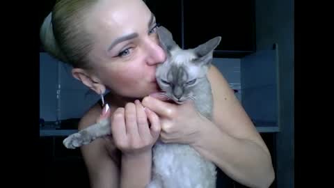 Snapshot of marianna1977 chatting on February 28, 7:56 pm marianna1977 online show from February 28, 7:56 pm