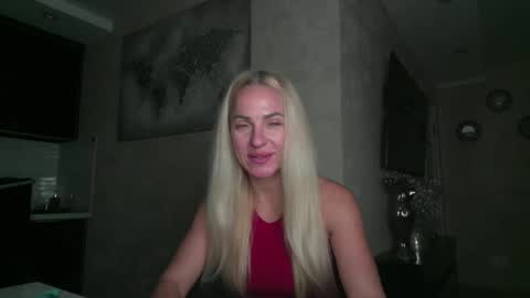 Snapshot of marianna1977 chatting on October 26, 7:42 pm marianna1977 online show from October 26, 7:42 pm