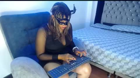 maribel_vega online show from May 1, 2:54 pm