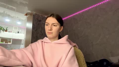 Eva online show from March 4, 3:18 pm