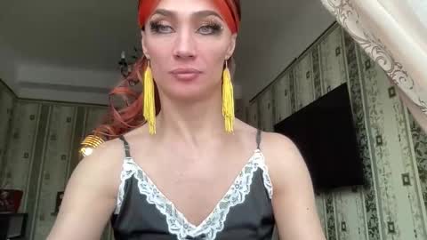 Snapshot of maridekoks chatting on January 12, 9:47 am Mari online show from January 12, 9:47 am