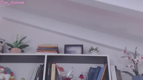 Maria online show from February 19, 2:57 pm