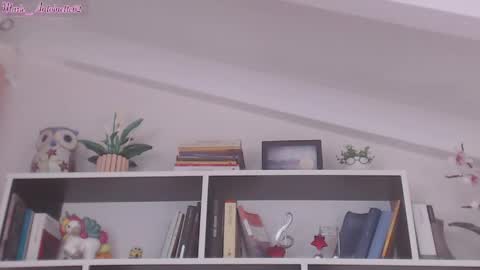 Snapshot of marie_antoinette62 chatting on May 2, 9:03 am Maria online show from May 2, 9:03 am