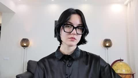 Marie Fitch online show from December 22, 11:35 pm