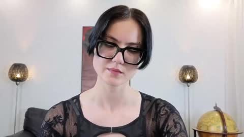 Snapshot of marie_fitch chatting on April 22, 1:41 am Marie Fitch online show from April 22, 1:41 am