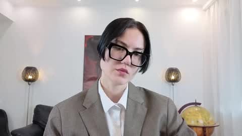 Snapshot of marie_fitch chatting on April 30, 3:02 am Marie Fitch online show from April 30, 3:02 am