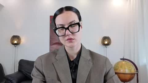 Snapshot of marie_fitch chatting on May 12, 4:09 am Marie Fitch online show from May 12, 4:09 am