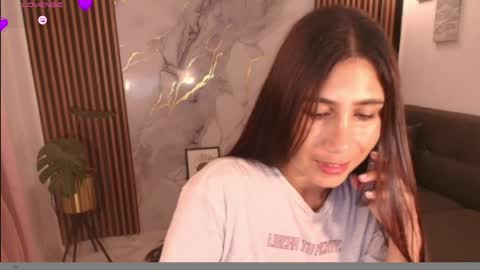 Snapshot of mariejane2 chatting on April 1, 12:33 am Im Marie Jane online show from April 1, 12:33 am