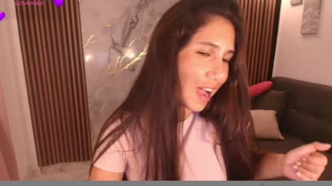 Snapshot of mariejane2 chatting on April 9, 10:59 pm Im Marie Jane online show from April 9, 10:59 pm