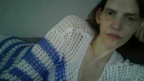 Snapshot of mariejojo chatting on June 7, 9:40 pm Mariejojo online show from June 7, 9:40 pm