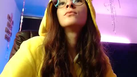 Mariie online show from January 10, 7:00 pm