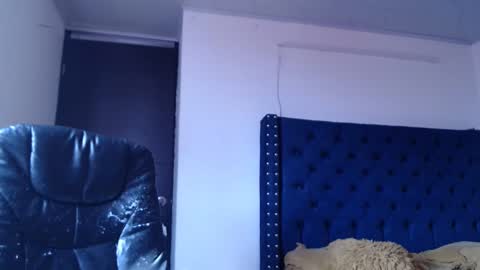 Mariie online show from February 15, 7:50 pm