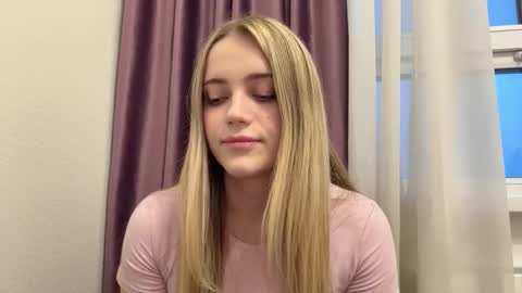 Sofia online show from March 4, 3:18 pm