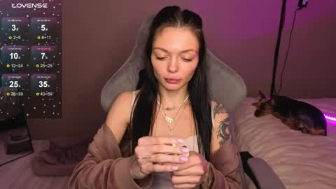 Maria  online show from April 19, 6:10 pm