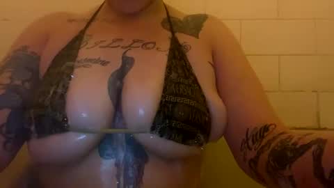 Snapshot of marielove31 chatting on January 7, 11:24 pm marielove31 online show from January 7, 11:24 pm