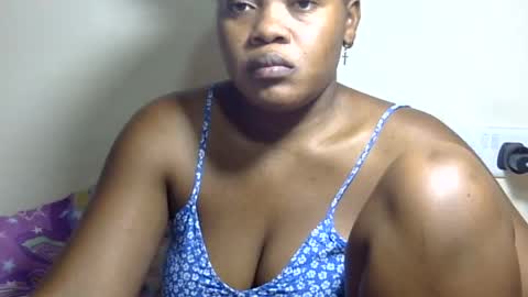 Snapshot of marielove51 chatting on August 6, 12:45 am Marie online show from August 6, 12:45 am