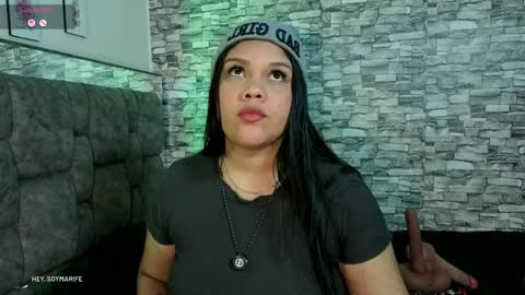 Snapshot of mariferprivxx chatting on May 1, 5:12 am M A R I F E R online show from May 1, 5:12 am