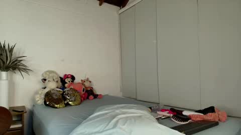 Snapshot of marihana_one1 chatting on February 10, 3:03 am Marihana online show from February 10, 3:03 am