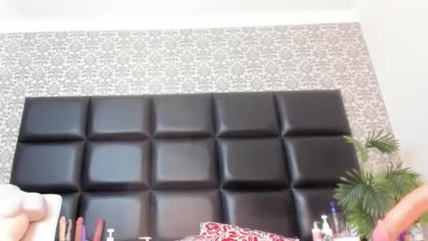 Snapshot of mariiana_fox chatting on June 6, 1:11 am mariana online show from June 6, 1:11 am