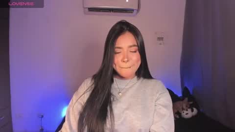 Snapshot of mariiana_hasper chatting on June 14, 10:23 pm Mariana Hasper online show from June 14, 10:23 pm