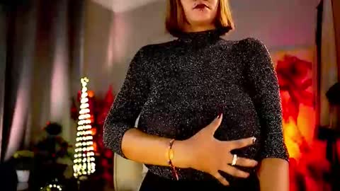 Snapshot of mariicha chatting on October 15, 7:30 am Nikita - Scroll down and read my bio please. New Pictures in Bio online show from October 15, 7:30 am