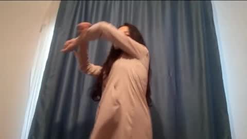 Snapshot of marilourybka chatting on August 6, 11:34 am Lia online show from August 6, 11:34 am